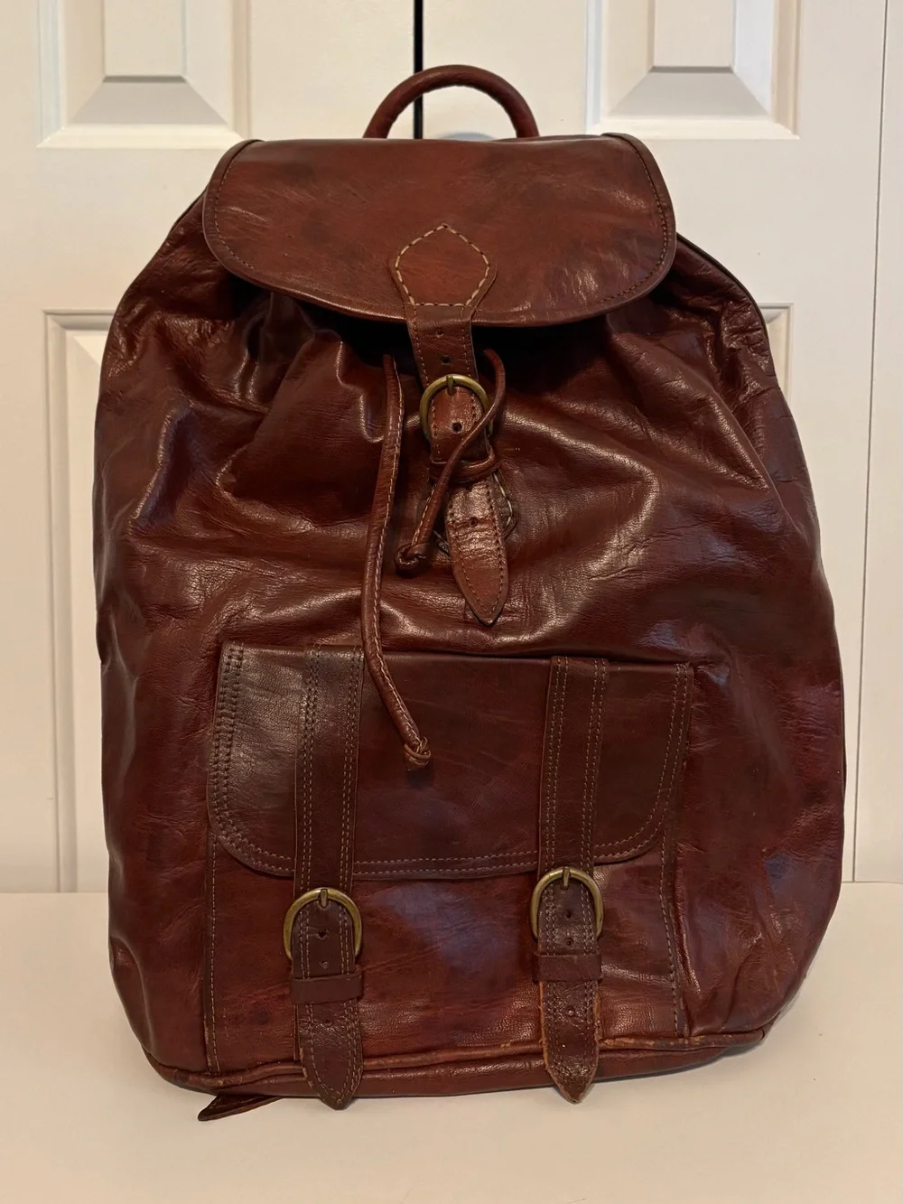 LARGE Vintage Chocolate Brown Soft Leather Drawstring/Buckle Front Backpack, EUC